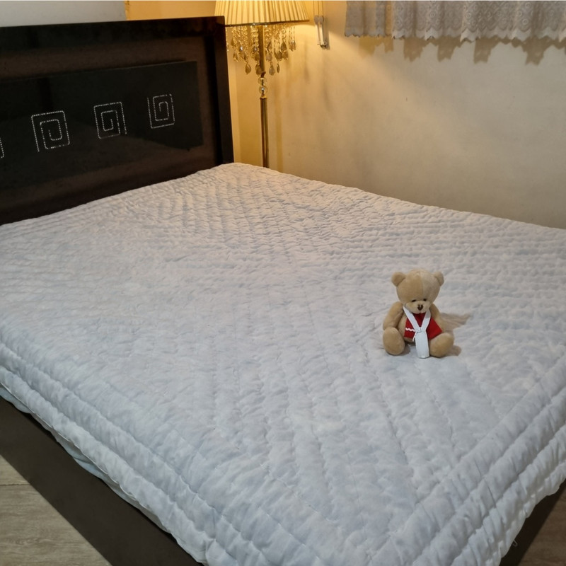 لحاف دو نفره مدل پروانه سایز 230×190 سانتی متر