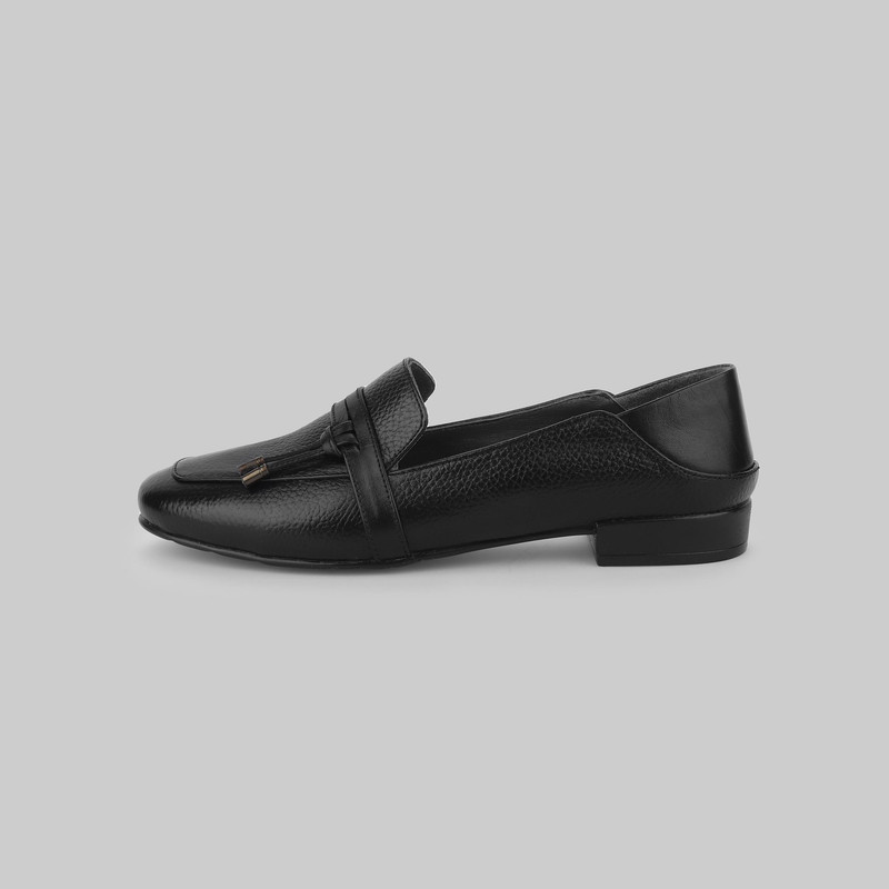 کفش زنانه چرم عطارد مدل چرم طبیعی کد SH185