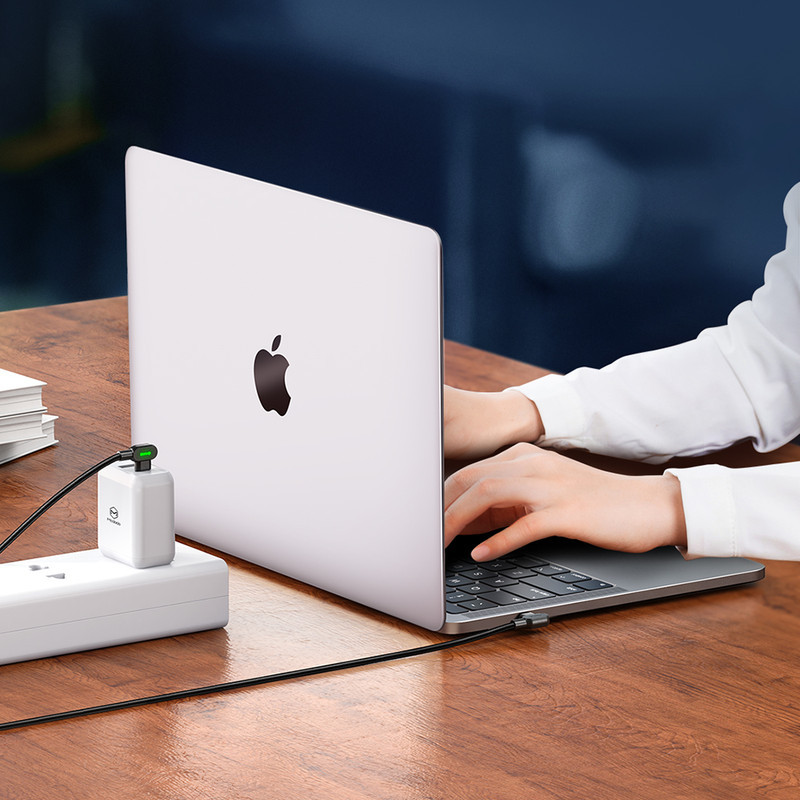 کابل USB-C مک دودو مدل MC-CA-8080 به طول 1.5 متر