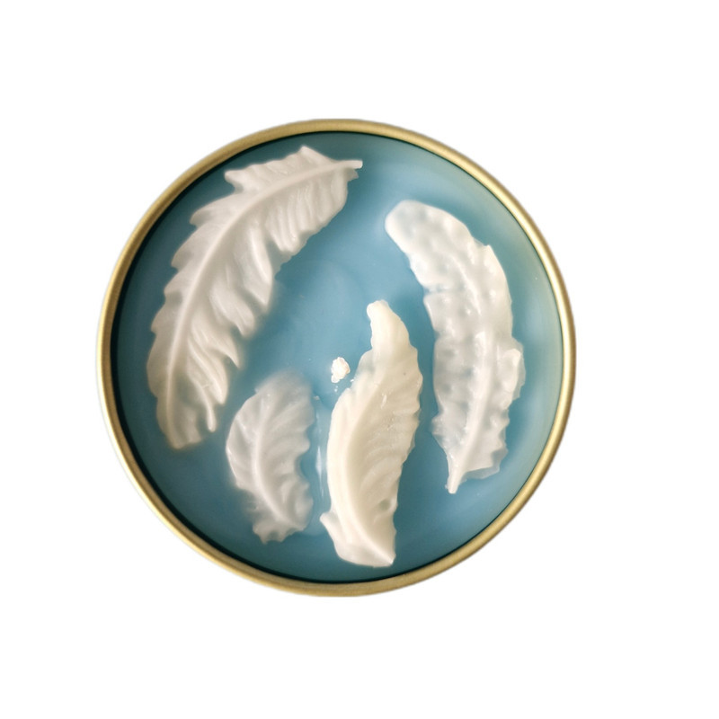 شمع کاسه ای معطر مدل Swan Flight با رایحه چوب زمان اتمام 5 ساعت