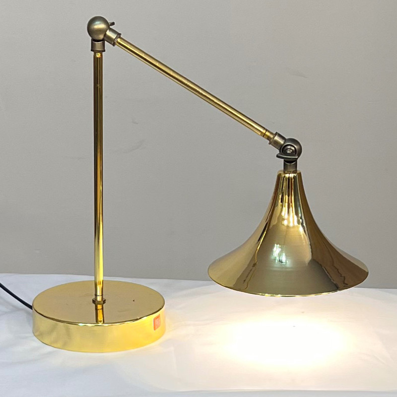 چراغ رومیزی نورهام مدل چراغ مطالعه NHM- READING LAMP