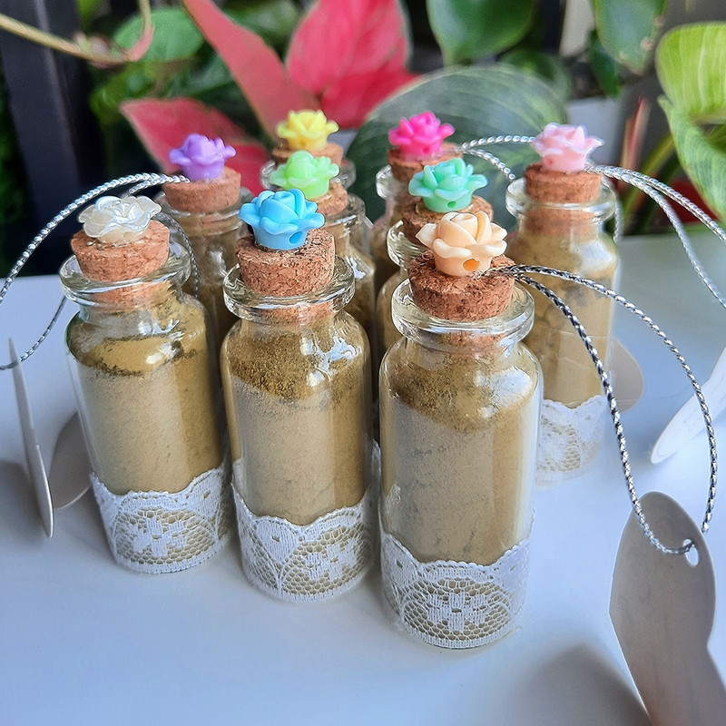 گیفت مدل عروس طرح بطری شیشه ای حنا بسته 10 عددی
