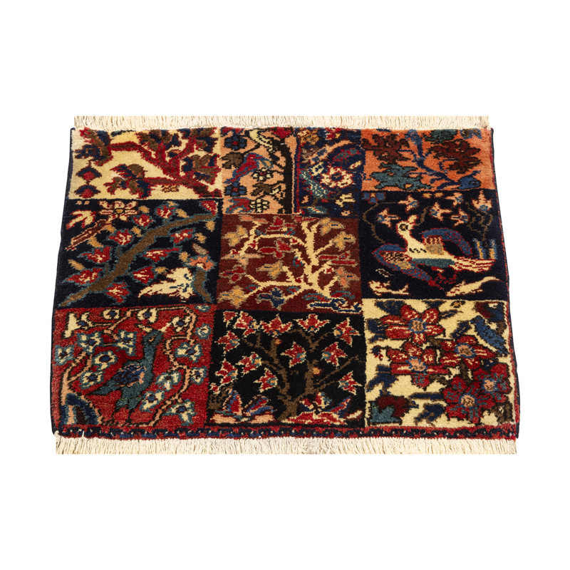 فرش دستبافت نیم متری طرح بختیار کد 45P10112 زمینه سورمه ای