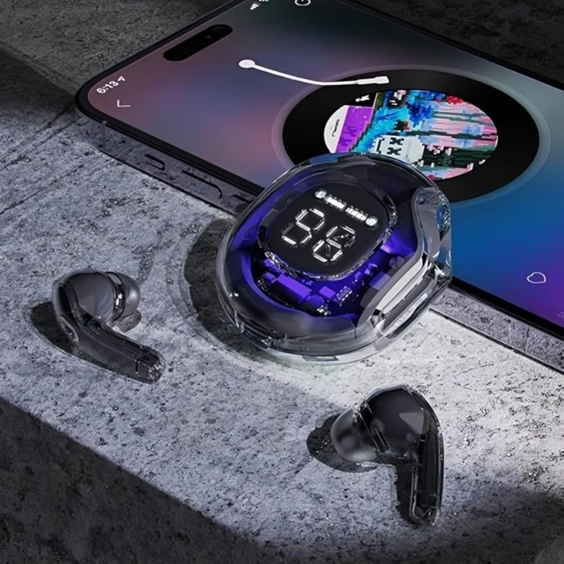 هدفون بلوتوثی مدل UltraPods Pro بدون قابلیت نویز کنسلینگ، درگاه شارژ USB Type-C، دارای میکروفون داخلی، دارای نشانگر LED، مقاوم در برابر آب