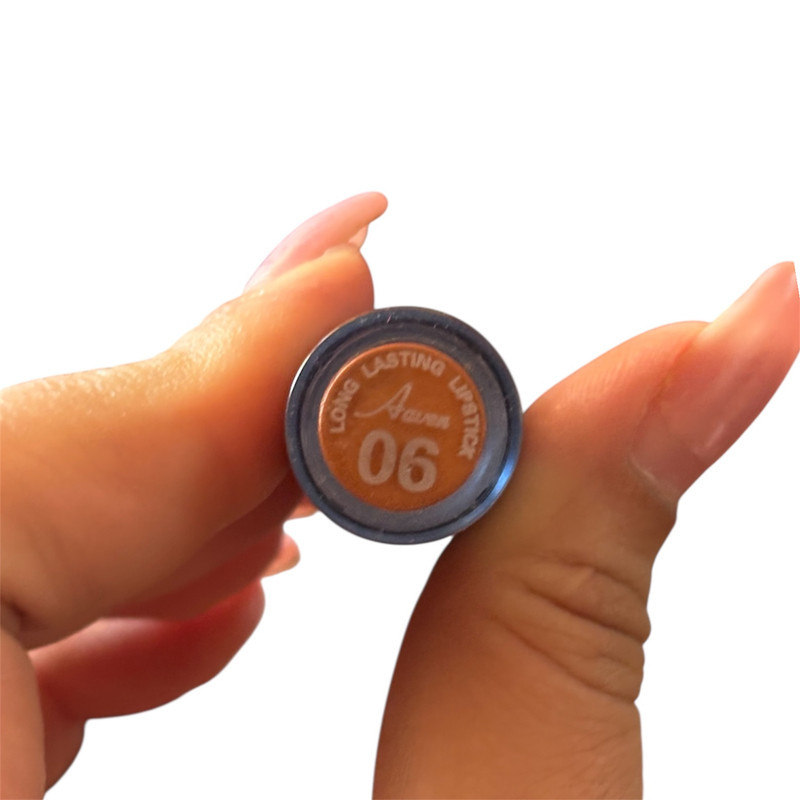 رژ لب جامد براق آوِن مدل spf 22 رنگ مسی شماره 06