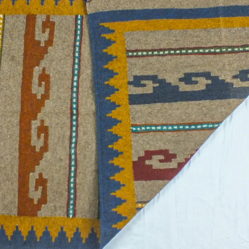 گلیم دستبافت یک و نیم متر مدل شیراز کد 1432 زمینه الوان