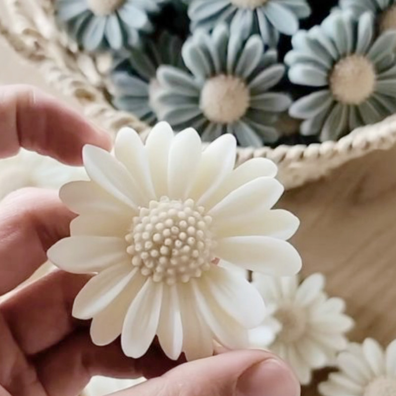 شمع مدل گل بابونه بسته 6 عددی