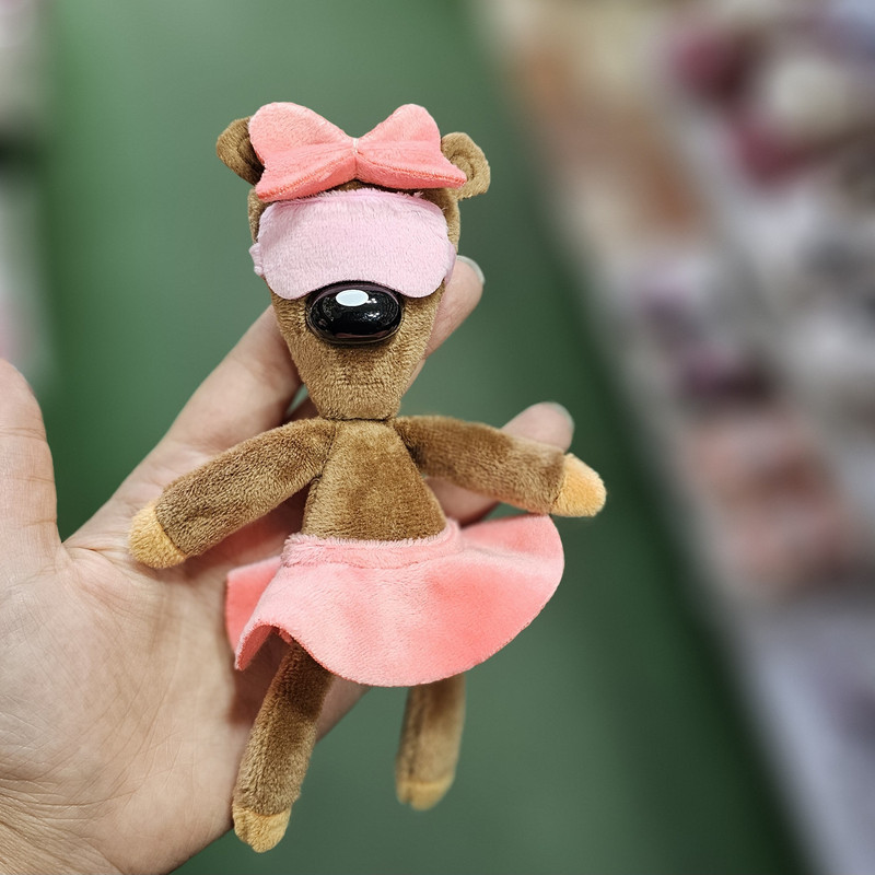 آویز عروسکی مدل لتی چشم بندی