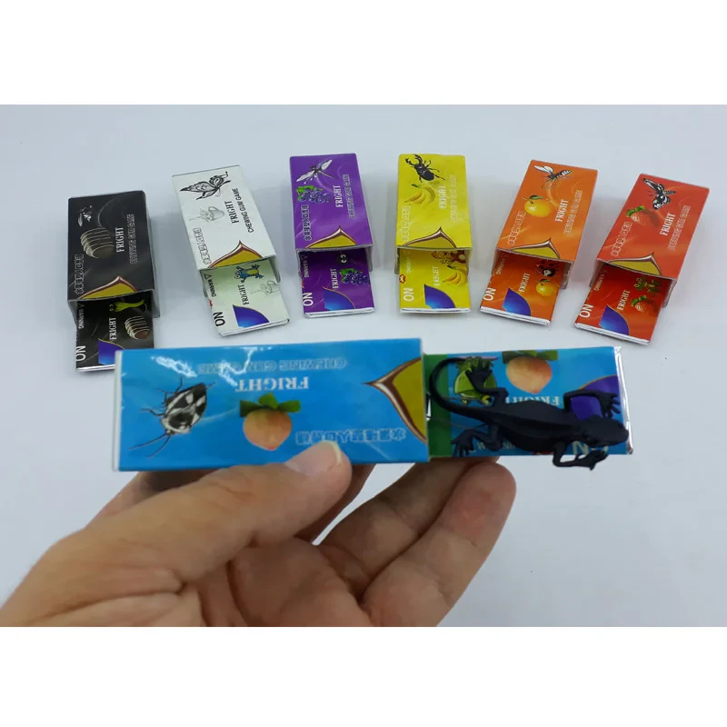 ابزار شوخی دنیای سرگرمی های کمیاب طرح شکلات میوه ای مدل DSK-A4328