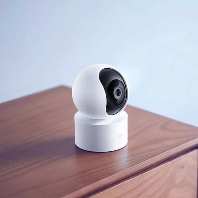 دوربین مداربسته بی‌سیم تحت شبکه شیائومی مدل Mi C200 با وضوح Full HD، چرخش 360 درجه افقی و 106 درجه عمودی، کدک H.265، تشخیص هوشمند انسان، انتقال صدای دوطرفه و پشتیبانی از کنترل صوتی با دستیار Google و Alexa