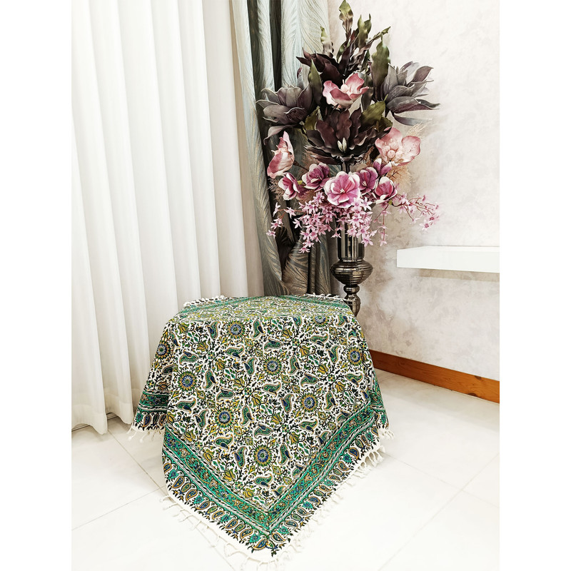 رومیزی قلمکار مدل گل سلسله ای