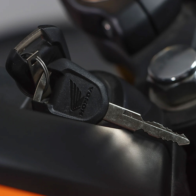 موتور سیکلت هوندا CB190r سی سی سال 1403
