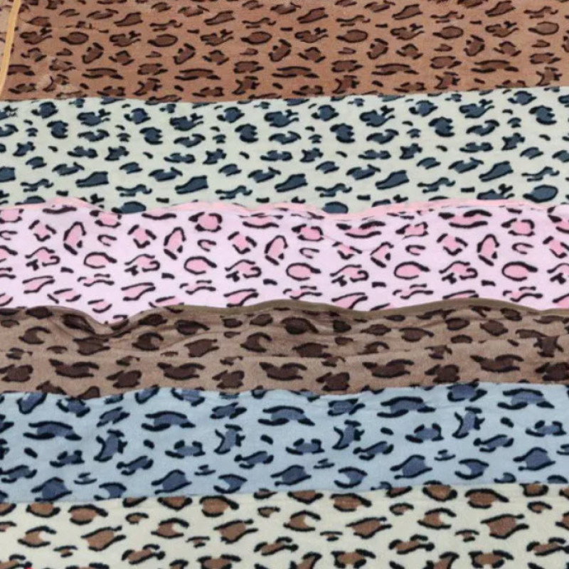 حوله استخری ویراگیتا مدل پلنگی سایز 70x140 سانتی متر