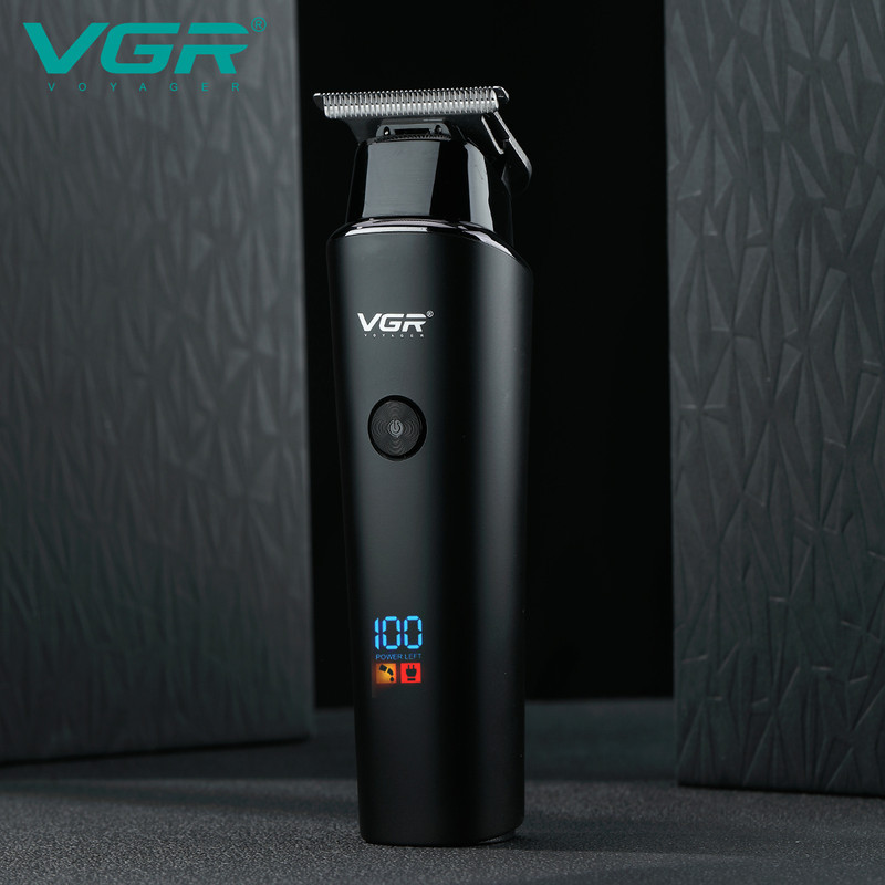 ماشین اصلاح موی سر و صورت وی جی آر مدل 937 با طراحی ارگونومیک، نمایشگر دیجیتال، باتری 2000 میلی‌آمپر ساعت، شارژ USB و سه شانه قابل تنظیم برای اصلاح دقیق و چند حالته