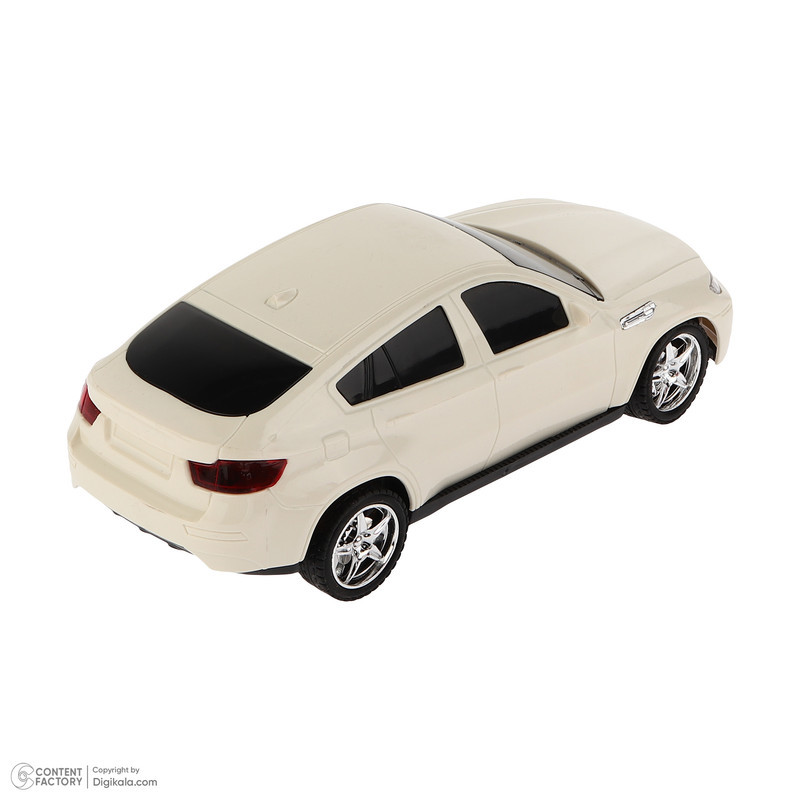 ماشین بازی کنترلی مدل سواری طرح BMW دارای چراغ و قابلیت حرکت در چهار جهت جلو، عقب، چپ و راست، بدنه پلاستیکی سبک و ابعاد 150x70x100 میلی‌متر