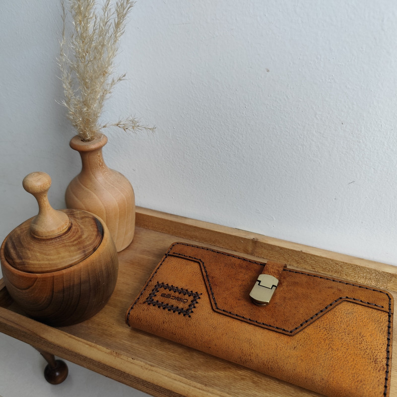 کیف پول دست دوز مردانه مدل چرم طبیعی بزی کد Ch-k135