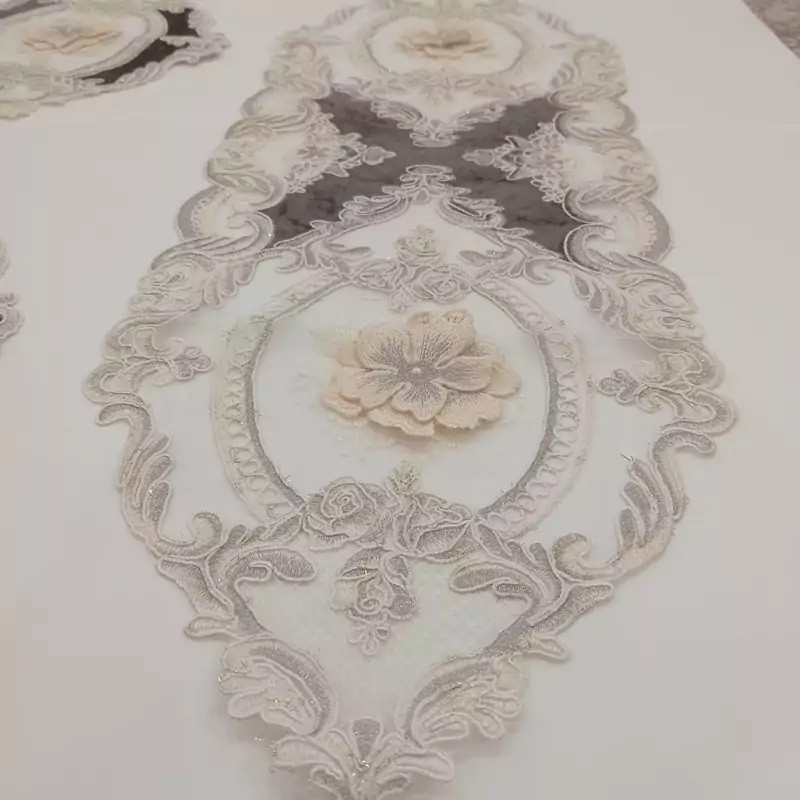 ست رومیزی سه تکه مدل دانتل طرح گل برجسته