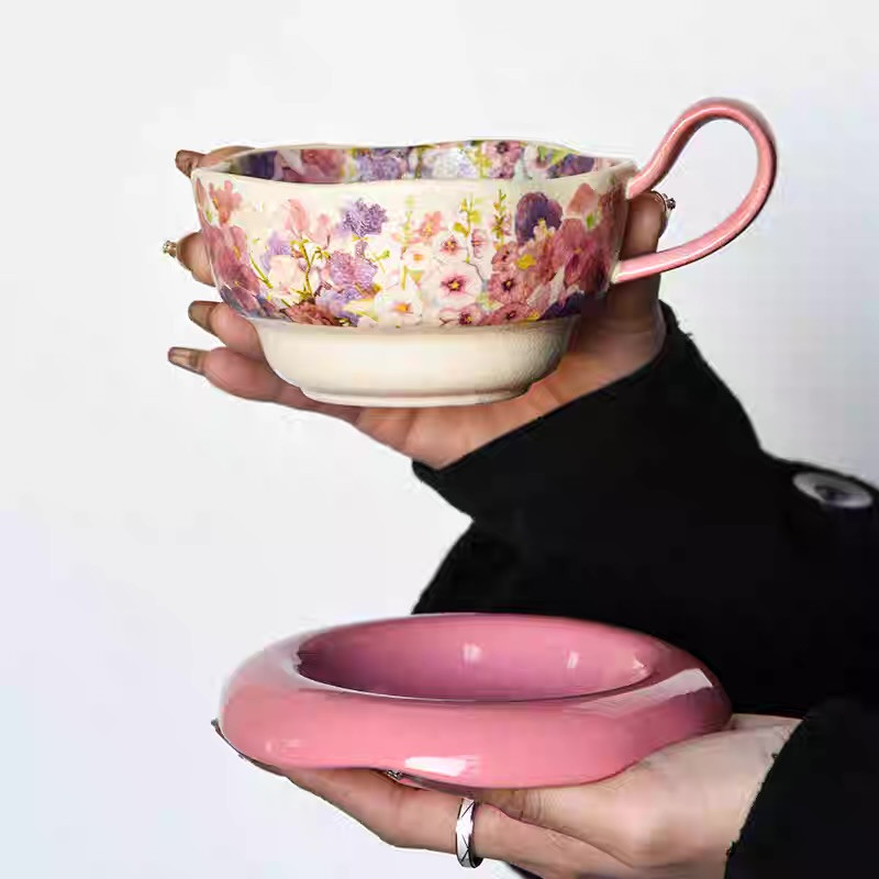 ماگ طرح گل مدل لته خوری