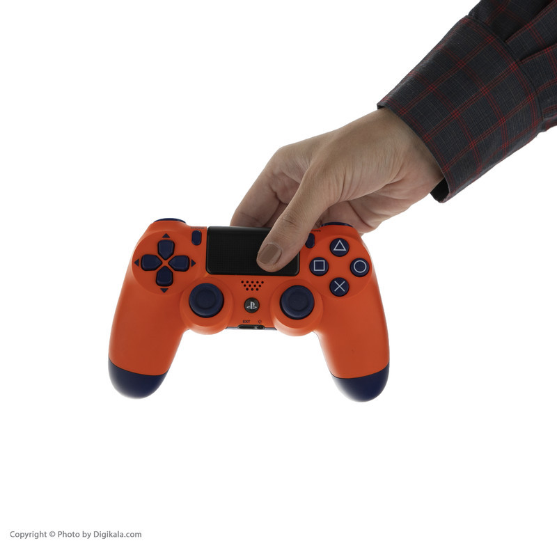 دسته بازی پلی استیشن 4 مدل DUALSHOCK 4 کد O-01