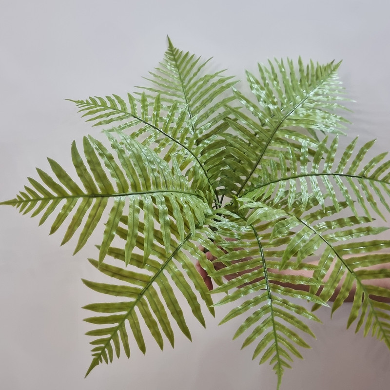 بوته سرخس مصنوعی 9 برگ با برگ‌های ژله‌ای لمسی، ابعاد 38×38×45 سانتی‌متر، وزن 70 گرم