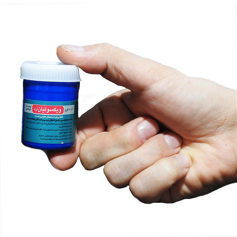 پماد ضد درد و ضد التهاب عضلانی ویکسولیان آراد مدل Viks حجم 30ml حاوی عصاره اکالیپتوس، منتول و کامفور، تسکین‌دهنده دردهای روماتیسمی، آرتروز، اسپاسم عضلانی و احتقان بینی، بدون ایجاد حساسیت و جذب سریع پوست