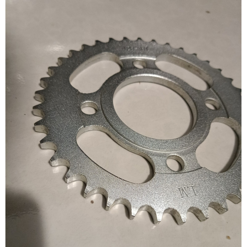 خورشیدی چرخ دنده عقب موتورسیکلت موتوایزی مدل LM-38T مناسب برای هوندا CDI