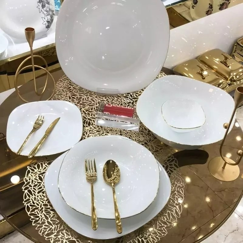 سرویس غذاخوری 26 پارچه 6 نفره گلدن اوپال مدل کارین لب طلا