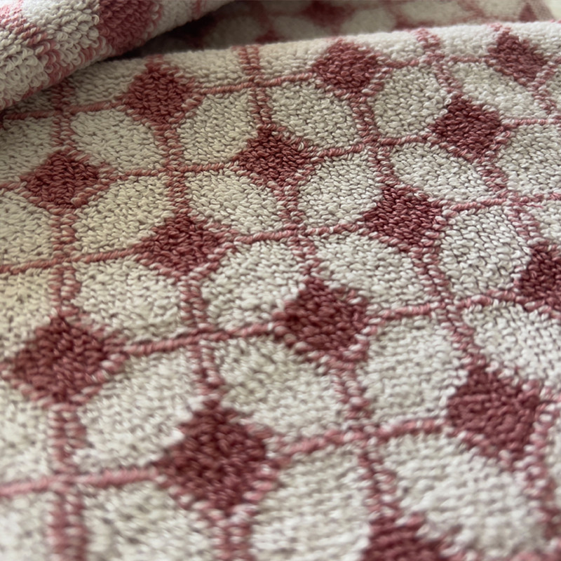 حوله دست و صورت طرح دکورا سایز 80x40 سانتی متر