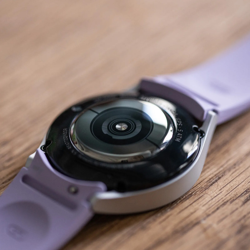 ساعت هوشمند 40 میلی‎متری سامسونگ مدل Galaxy Watch 5 با بند سیلیکونی