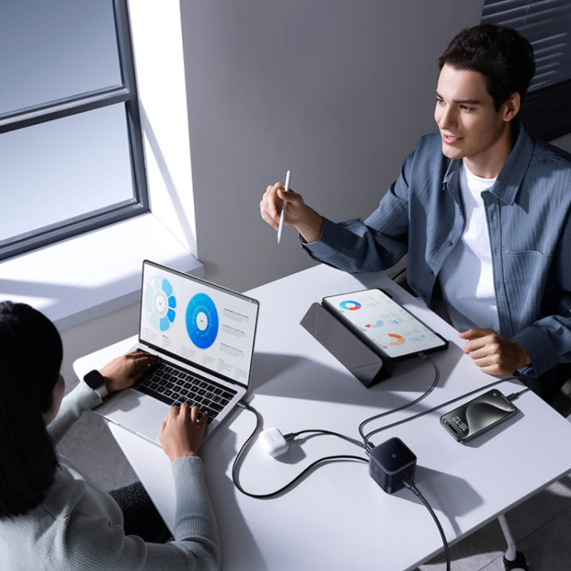 شارژر رومیزی 100 وات 3 پورت بیسوس مدل  100W Super GaN  به همراه کابل  USB-C