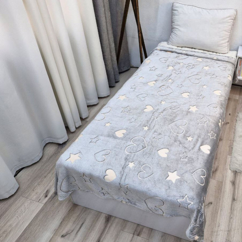 پتو مسافرتی 1 نفر ویراگیتا مدل شبنما ستاره لاو سایز 150x200 سانتی‌متر