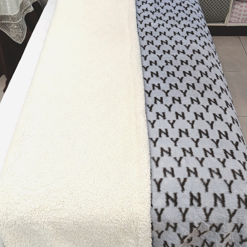 پتو دو لایه 1 نفره مدل ربیت خزدار پشت تدی سایز 220x160 سانتی‌متر