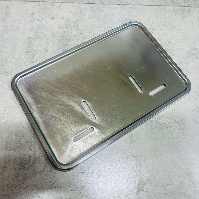 قاب پلاک موتور سیکلت وارون کد W-118-SLVR