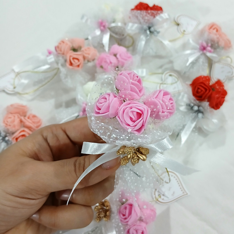 گیفت عروسی مدل دسته گل مجموعه 12 عددی