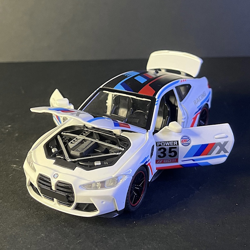 ماشین بازی مدل بی ام و کد M4GTS