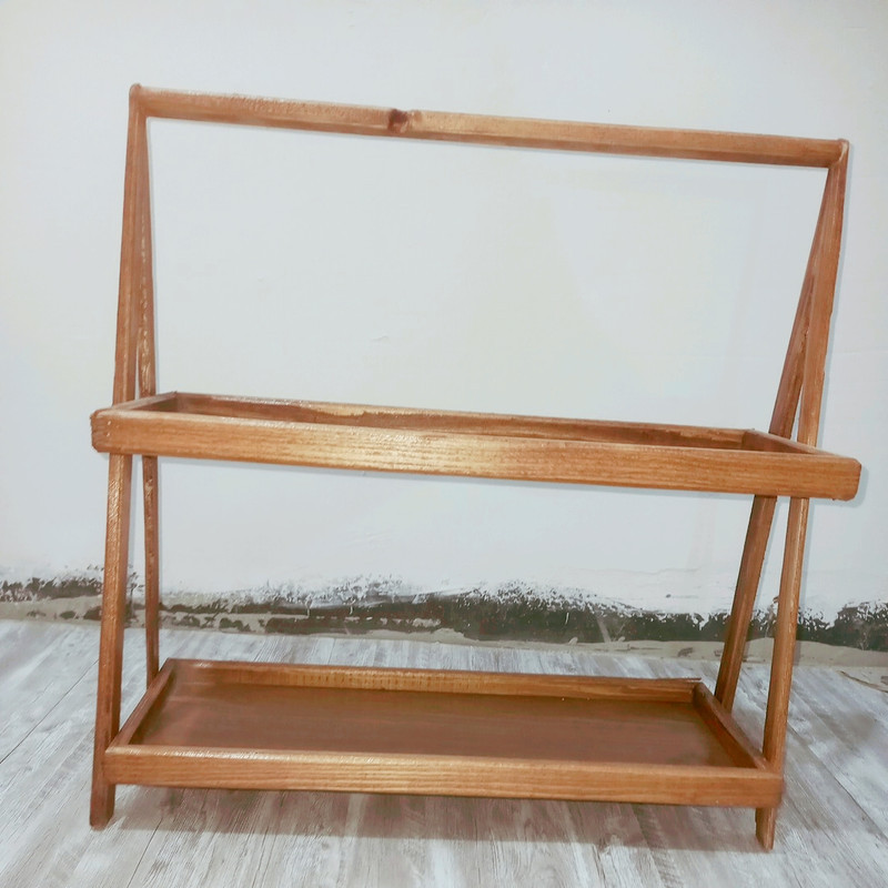 استند پذیرایی 2 طبقه چوبی طرح مستطیل ابعاد 50×15×50 سانتی‌متر وزن 300 گرم