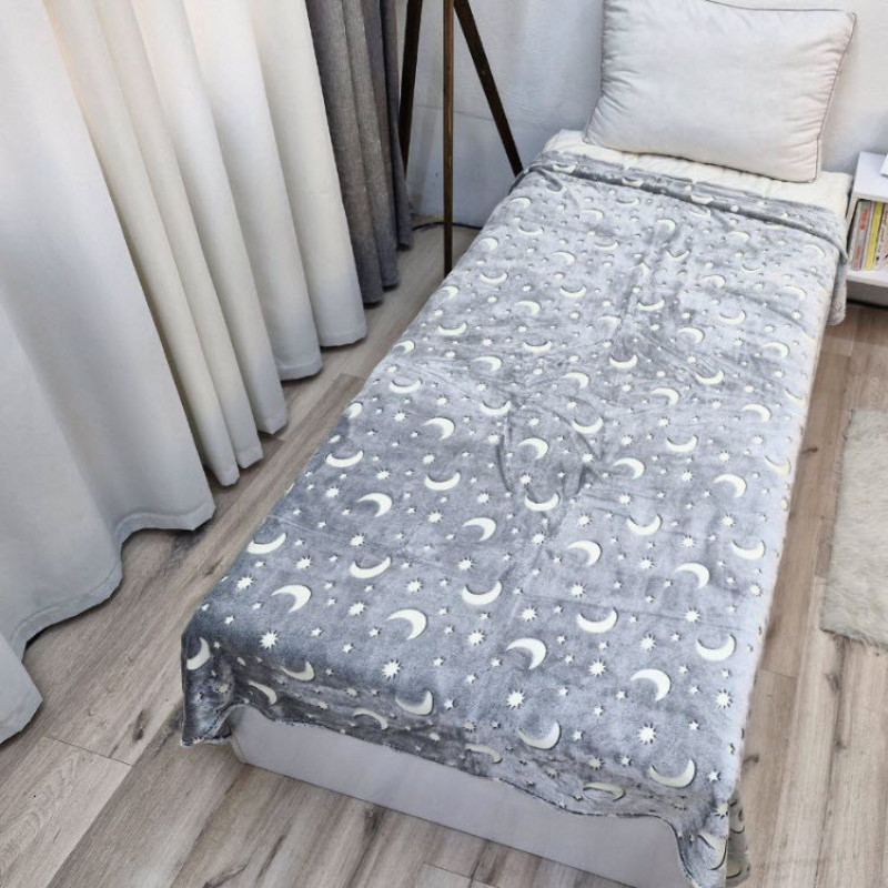 پتو مسافرتی 1 نفر مدل ماه و ستاره آسمانی سایز 150x220 سانتی‌متر