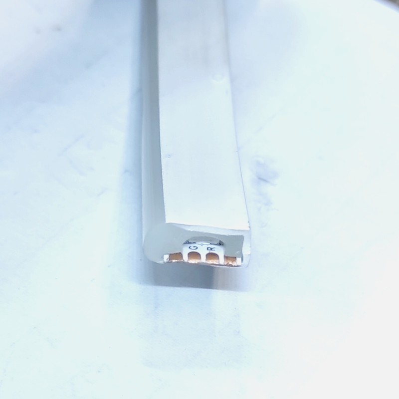 ریسه نئون فلکسی مدل سولو آآ مرکوری کد 12v RGB طول نیم متر