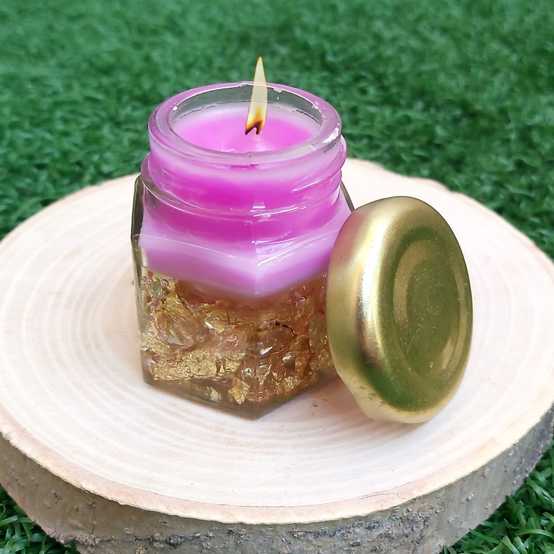 شمع لیوانی مدل معطر لاكچري