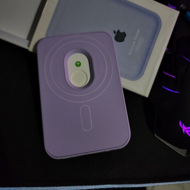 جاکارتی موبایل مدل Leather MagSafe