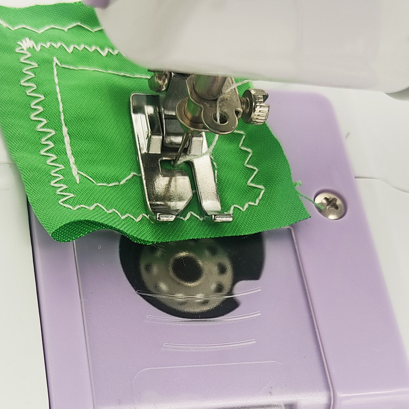 اسباب بازی مدل چرخ خیاطی کد YASM-505A