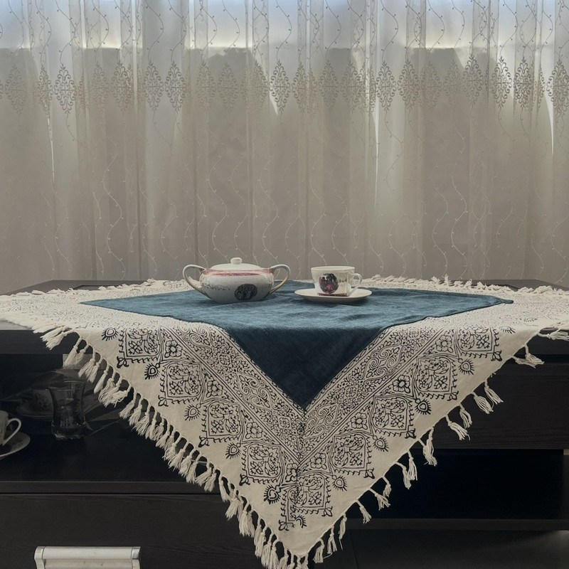 رومیزی مدل مخمل و قلمکار  سایز 80x80 سانتی‌متر
