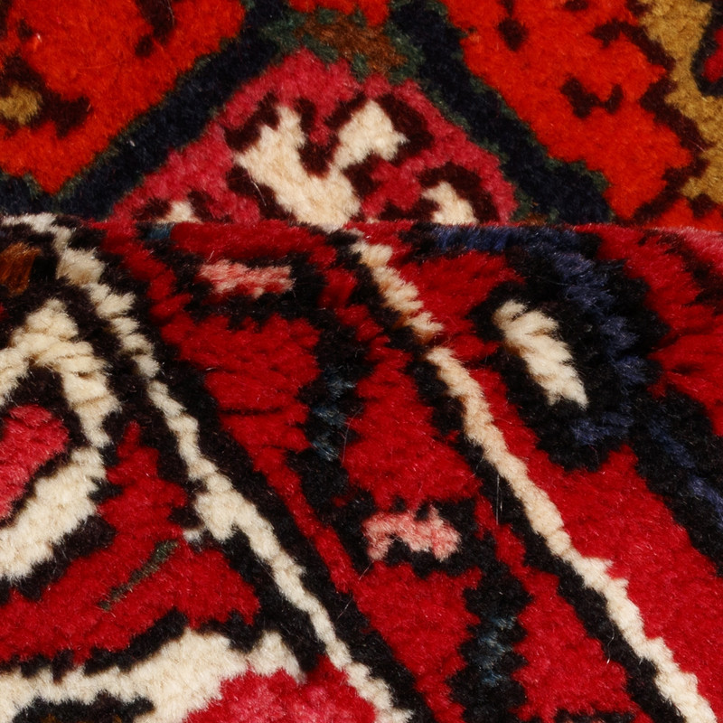فرش دستباف 1.5 متری سی پرشیا مدل 179811 زمینه لاکی