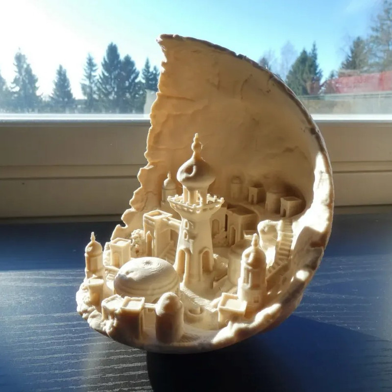 چراغ رومیزی طرح ماه مدل Moon City