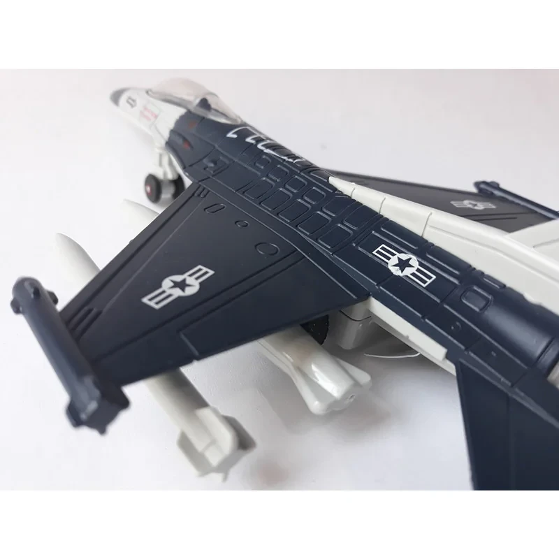 هواپیما بازی مدل F-16 کد 2