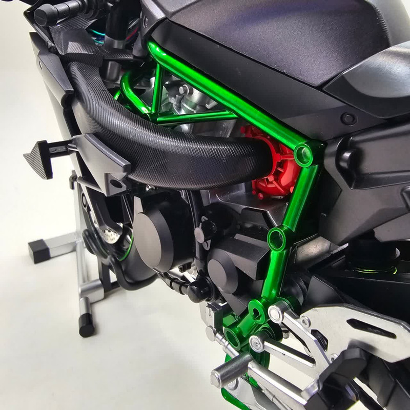 موتور بازی ناب سل مدل کاوازاکی نینجا H2R دودزا شارژی کد kawasaki h2r ninja spray 1:6 naab002