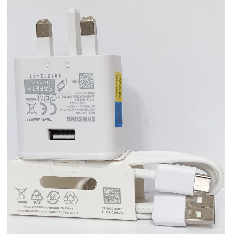 شارژر دیواری  مدل EP-TA200UBECGAE به همراه کابل تبدیل USB-C