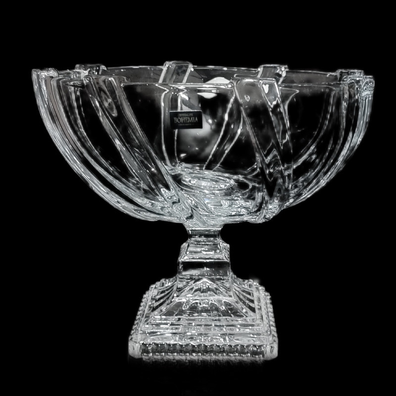سرویس پذیرایی 16 پارچه کریستال بوهمیا مدل فلاور پیچ 3D کد 800 ساخت جمهوری چک مناسب شستشو در ماشین ظرفشویی شامل 6 پیاله آجیل‌خوری، 6 پیش‌دستی آجیل‌خوری، 1 کاسه آجیل‌خوری پایه‌دار