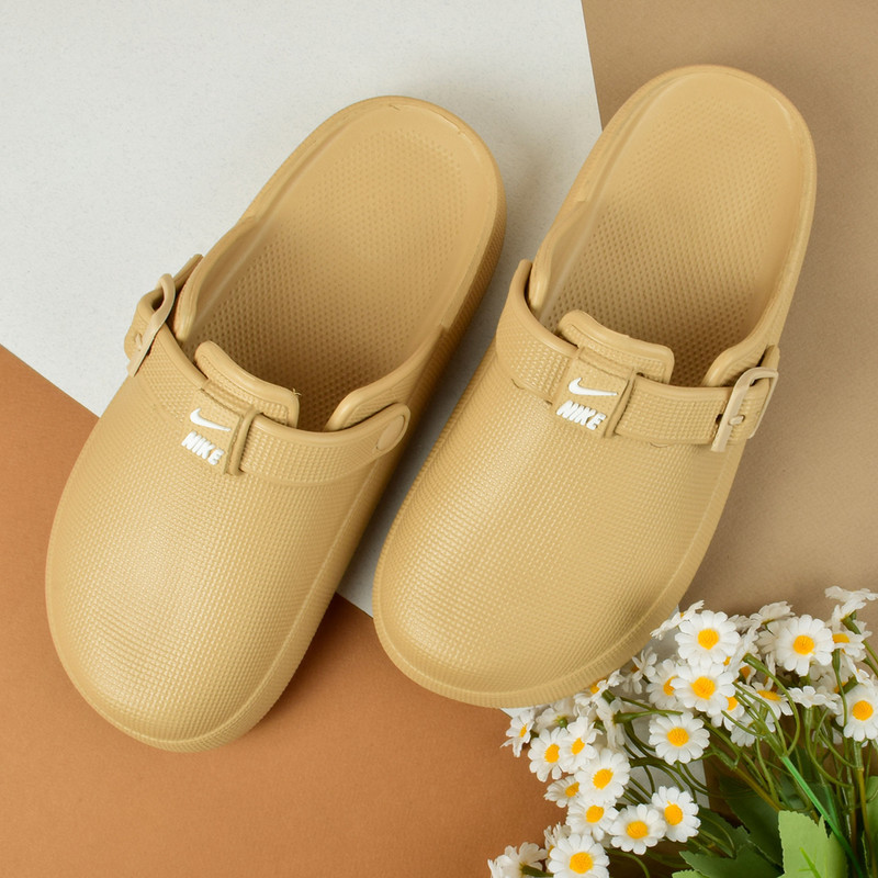 دمپایی حمام مدل جلو بسته UGG CR.1993
