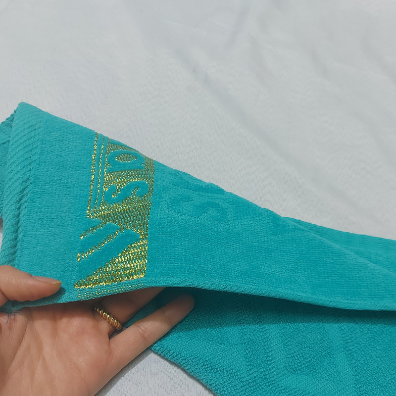 حوله دستی مدل لوزی کد 85623 سایز 30x60 سانتی متر